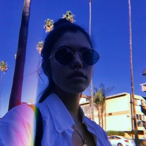 Meet your Posher, Megan